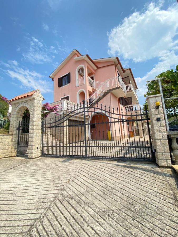 Appartamento House Rose Rabac Esterno foto