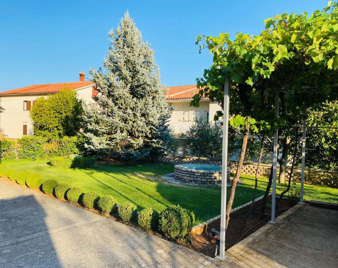 Appartamento House Rose Rabac Esterno foto